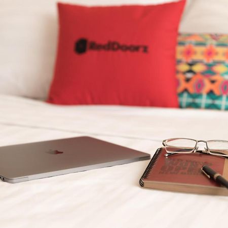 مدينة هوشي منه Reddoorz Premium Cloud 9 An Nhon Hotel المظهر الخارجي الصورة